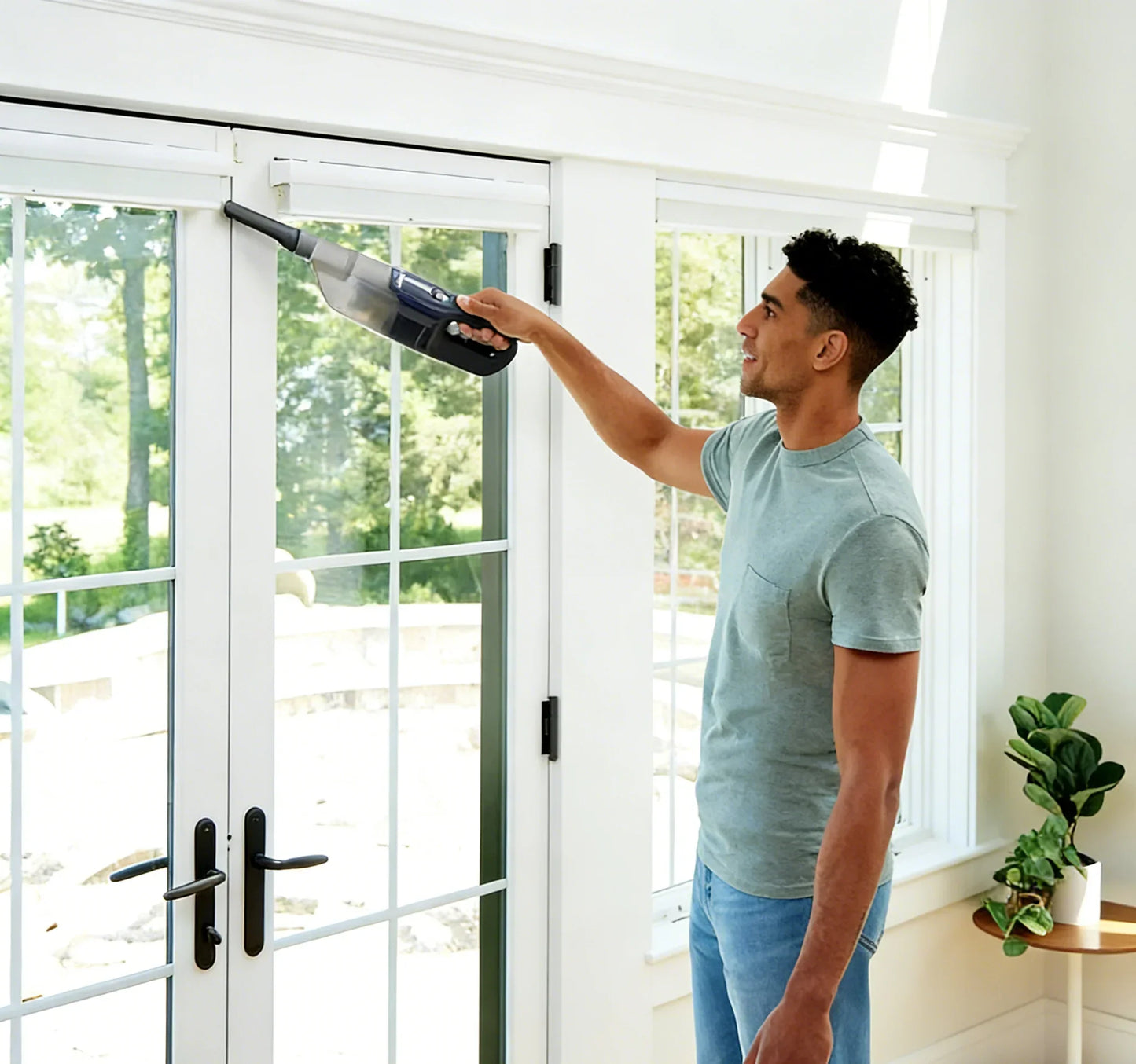 Aspirateur à main portable sans fil pour poils d'animaux