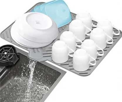 Grand tapis égouttoir à vaisselle en silicone avec rebord